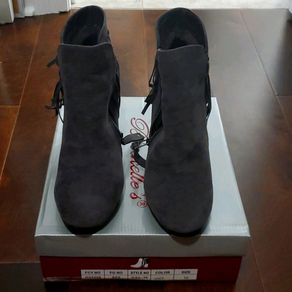 Like New Breckelle's Grey Gail Fringe Bootie